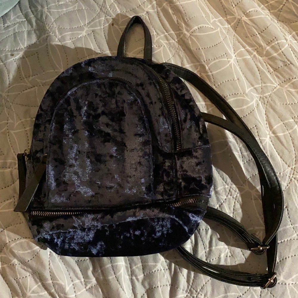 Small hand bag